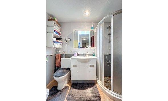 Reventa - Apartamento / Piso -
Albir