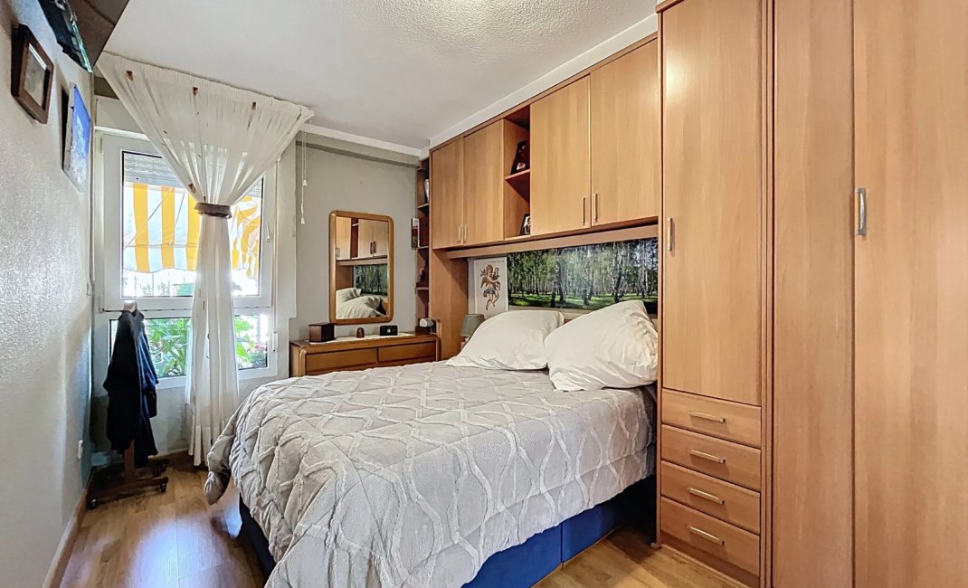 Reventa - Apartamento / Piso -
Albir