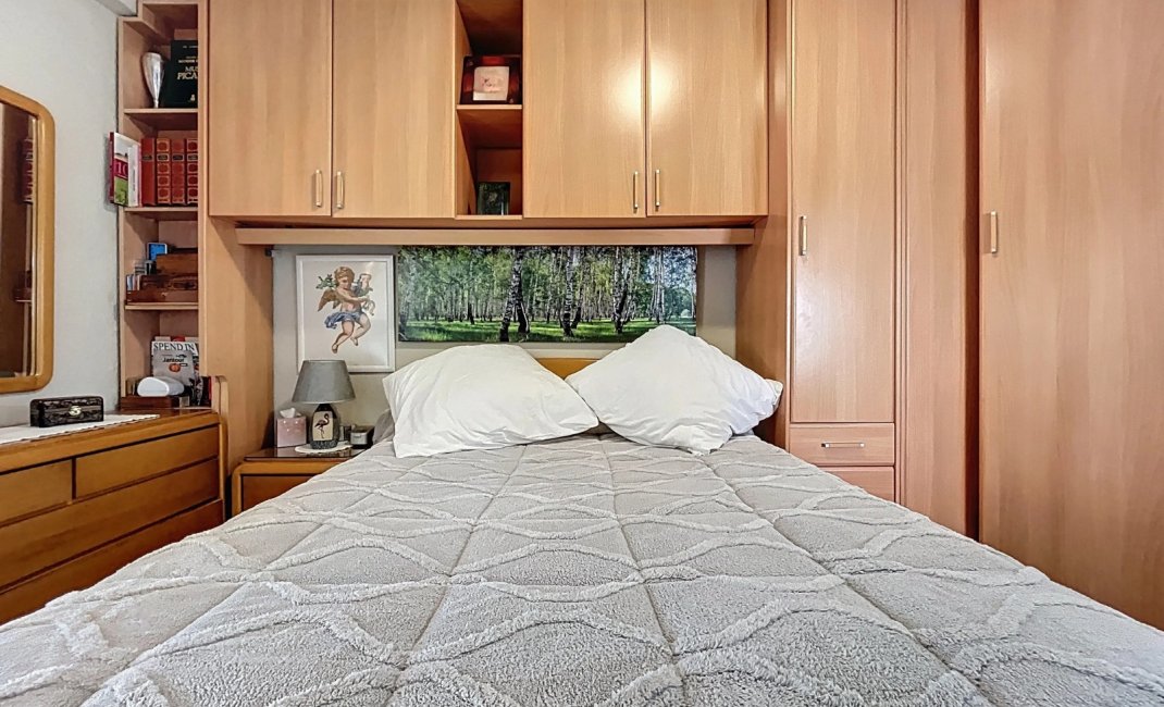 Reventa - Apartamento / Piso -
Albir