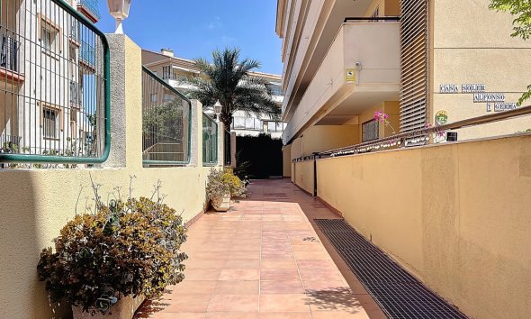 Reventa - Apartamento / Piso -
Albir