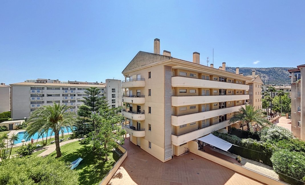 Reventa - Apartamento / Piso -
Albir
