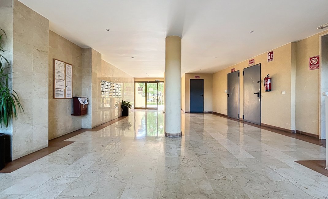 Reventa - Apartamento / Piso -
Albir