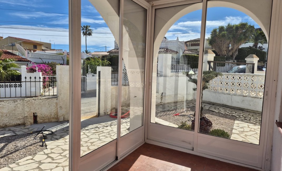 Reventa - Adosado -
Albir