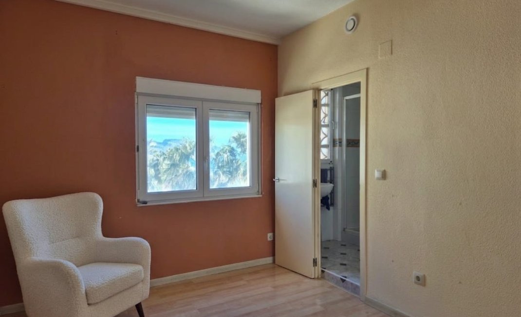 Resale - Apartment / Flat -
Albir