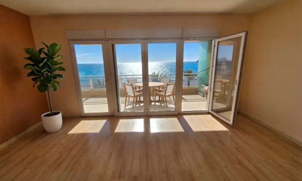 Resale - Apartment / Flat -
Albir