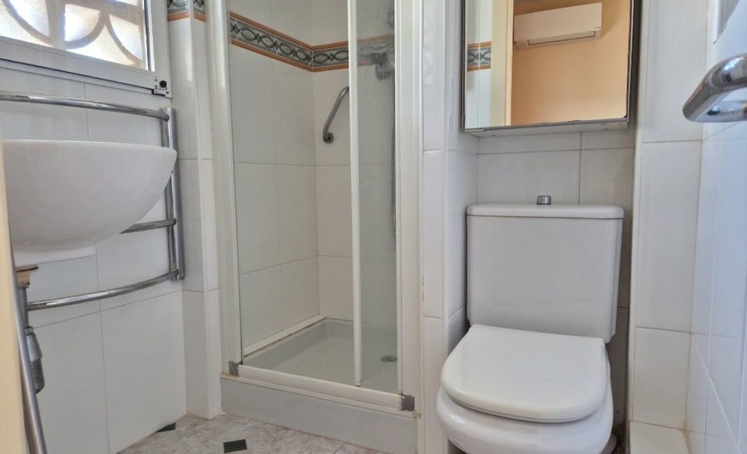 Resale - Apartment / Flat -
Albir