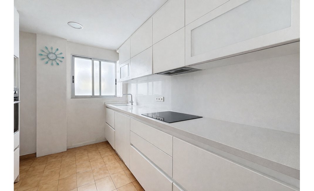 Revente - Appartement -
Altea