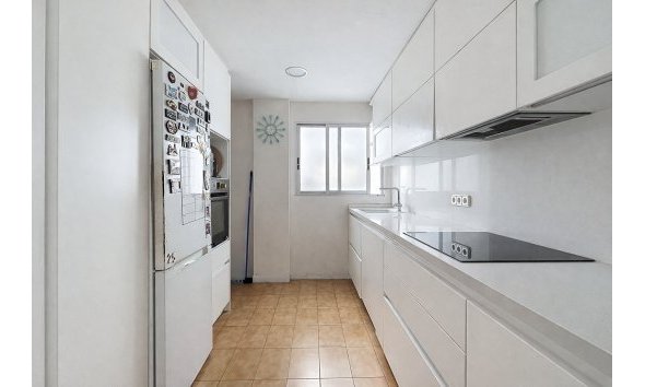Revente - Appartement -
Altea