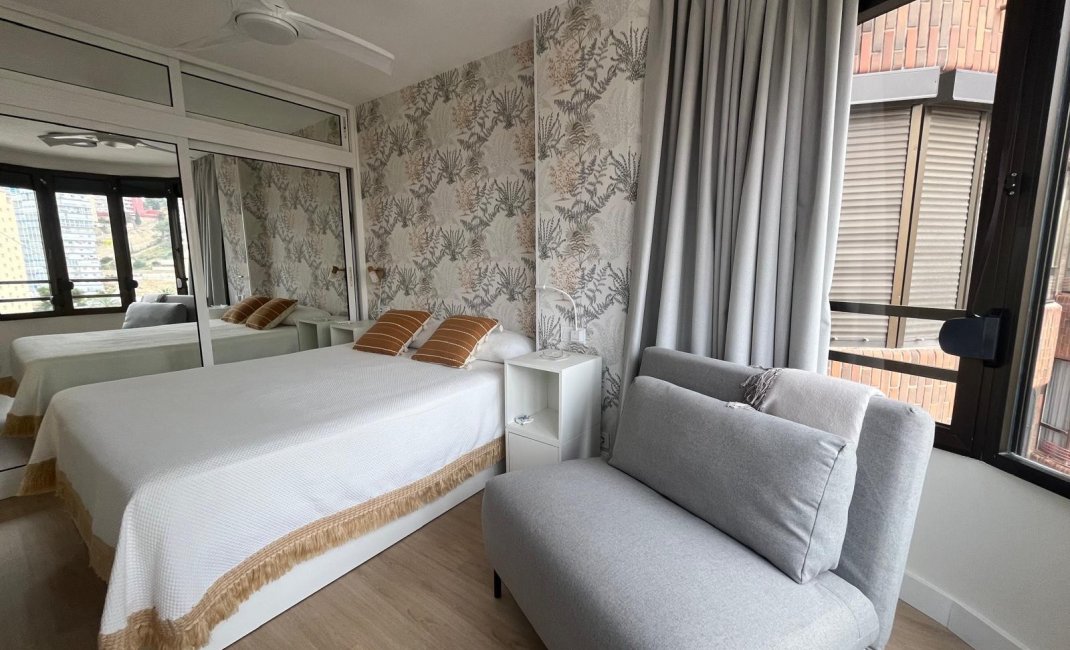 Resale - Apartment / Flat -
Benidorm - Levante