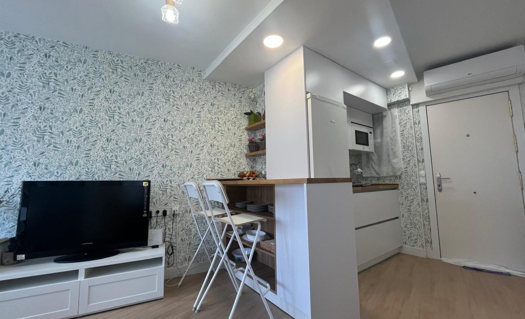 Resale - Apartment / Flat -
Benidorm - Levante