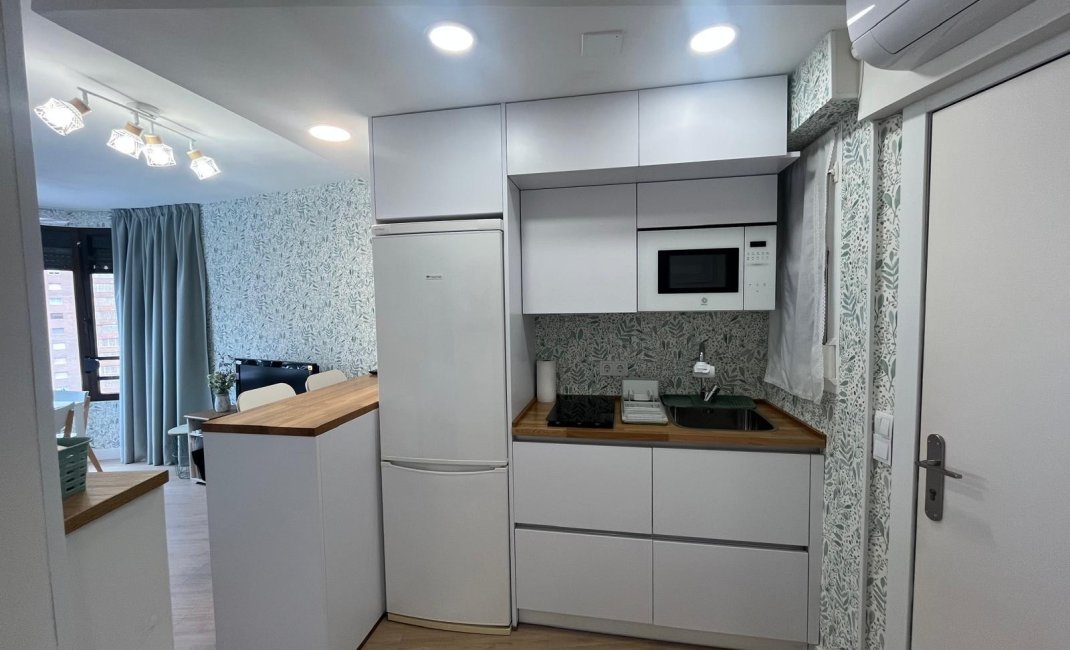 Resale - Apartment / Flat -
Benidorm - Levante