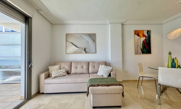 Alquiler corta estancia - Apartamento / Piso -
Albir