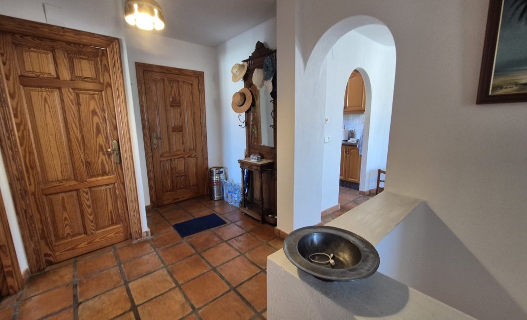 Resale -  Chalet / Villa -
Albir