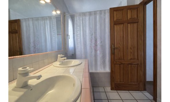 Resale -  Chalet / Villa -
Albir