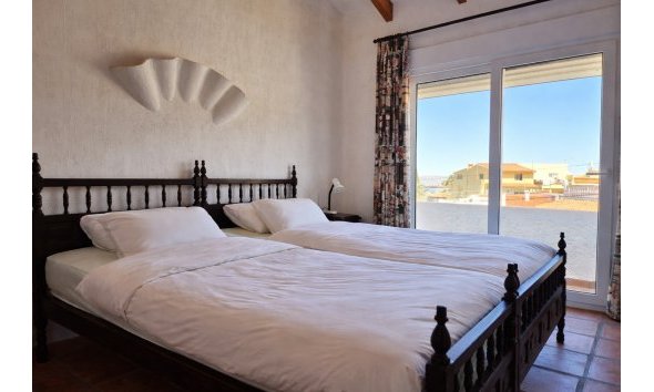 Resale -  Chalet / Villa -
Albir