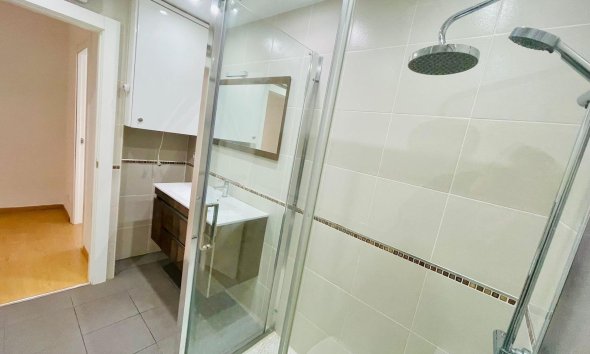 Herverkoop - Appartement / Flat -
Albir