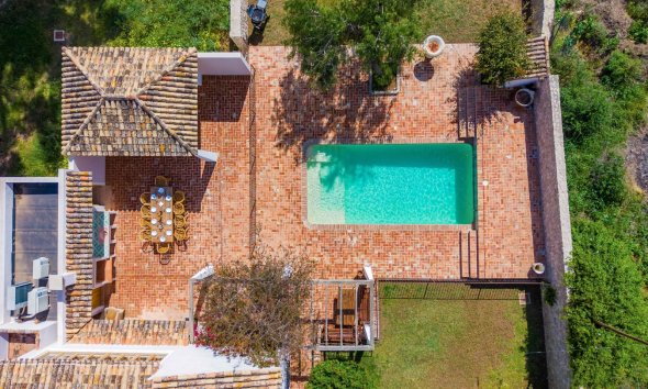 Revente -  Chalet / Villa -
Alfaz del Pi - Alfas del Pí