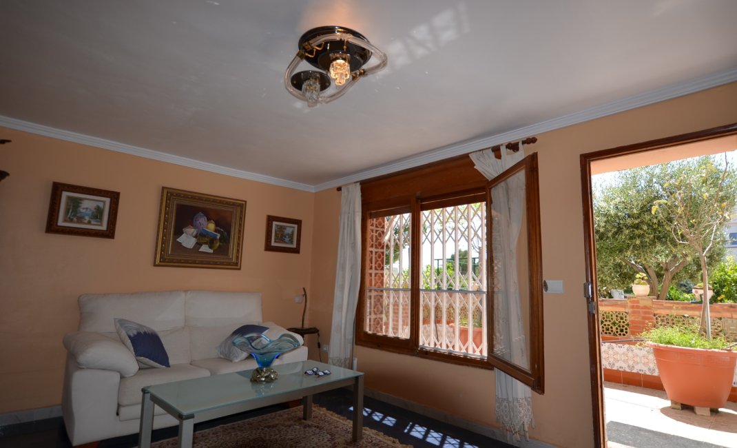 Herverkoop - Chalet / Villa -
La Nucía