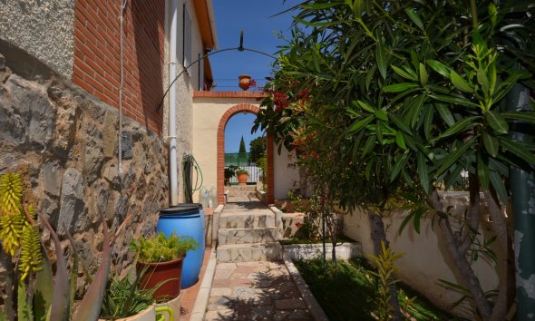 Herverkoop - Chalet / Villa -
La Nucía