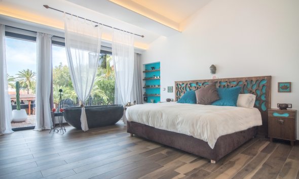 Resale -  Chalet / Villa -
Albir