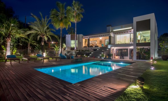 Resale -  Chalet / Villa -
Albir