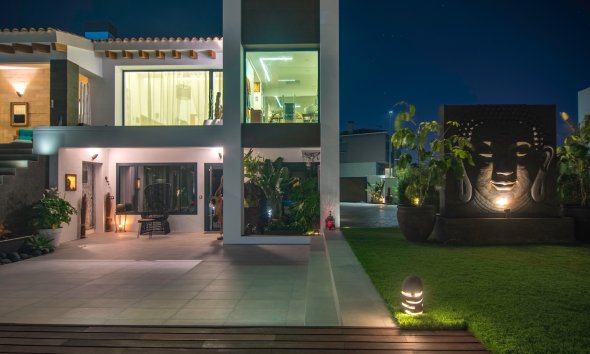 Resale -  Chalet / Villa -
Albir