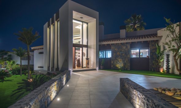 Resale -  Chalet / Villa -
Albir