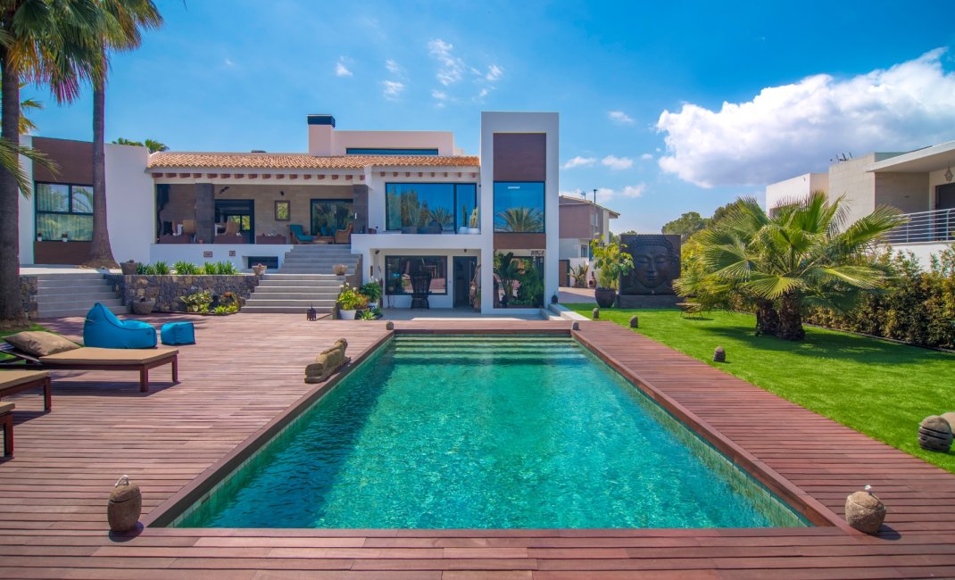 Resale -  Chalet / Villa -
Albir