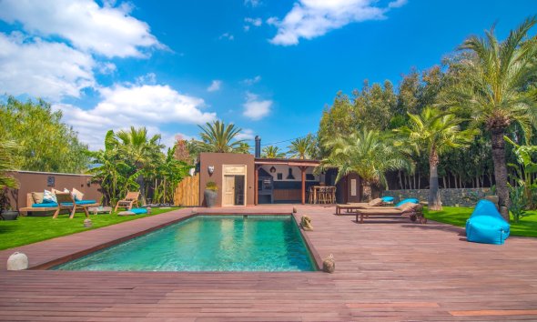 Resale -  Chalet / Villa -
Albir