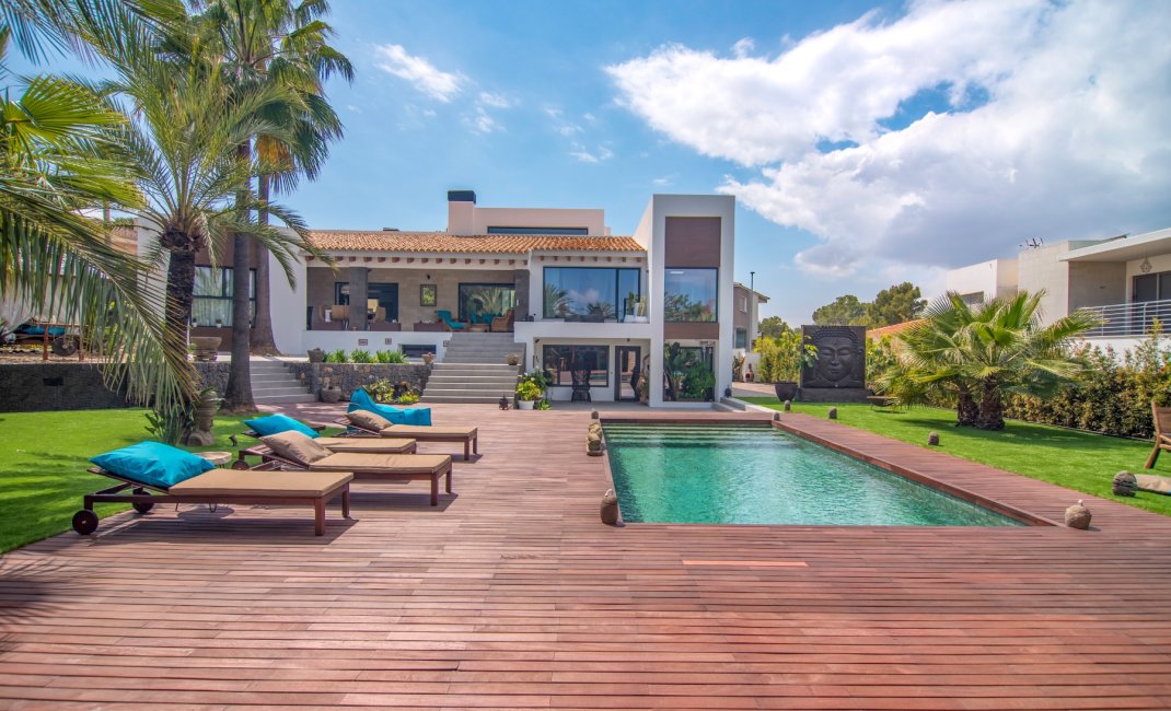 Resale -  Chalet / Villa -
Albir