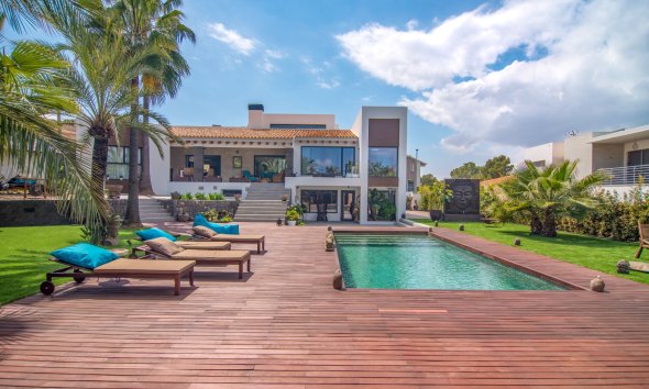 Resale -  Chalet / Villa -
Albir