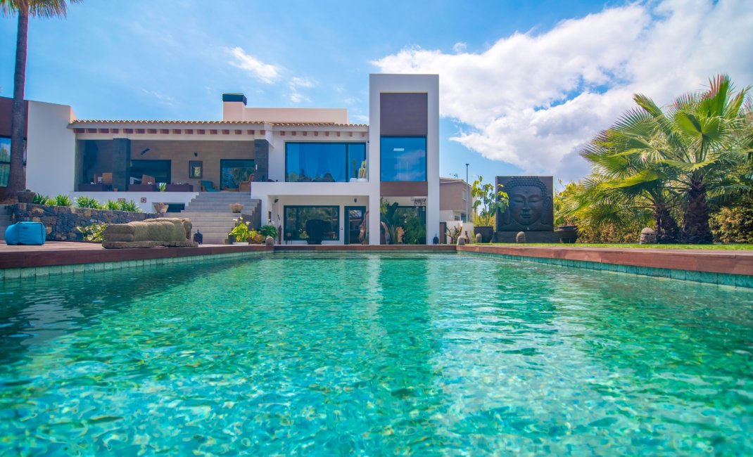 Resale -  Chalet / Villa -
Albir