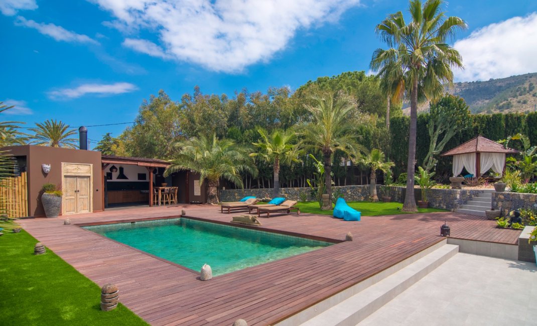 Resale -  Chalet / Villa -
Albir