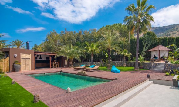 Resale -  Chalet / Villa -
Albir