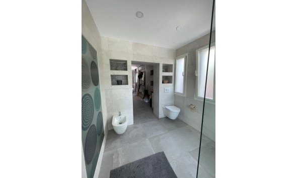 Resale -  Chalet / Villa -
Albir