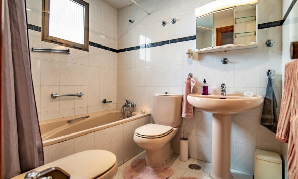 Herverkoop - Apartment -
Alfaz del Pi - Alfas del Pí