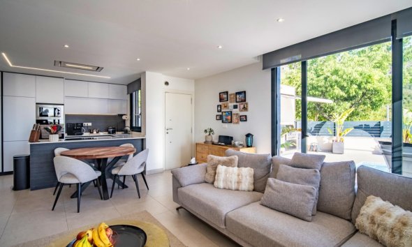 Resale - Villa -
Polop - La Alberca