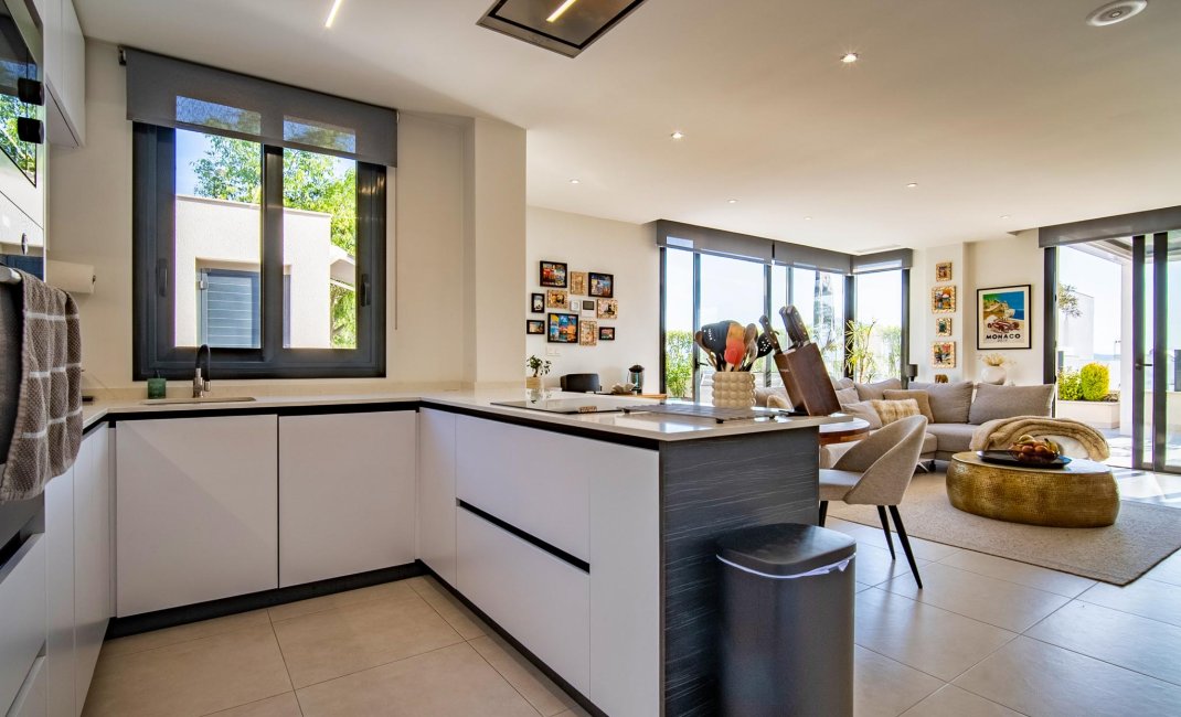 Resale - Villa -
Polop - La Alberca