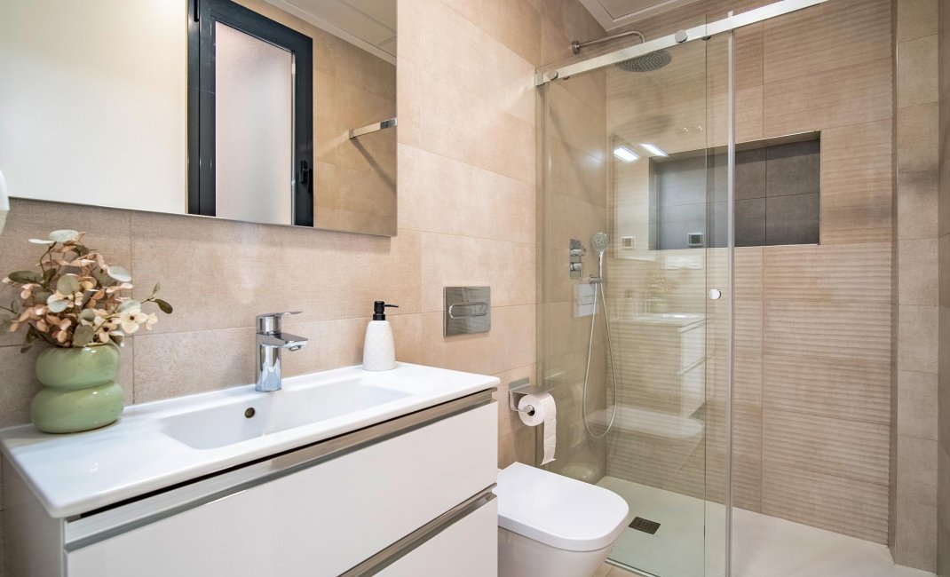 Resale - Villa -
Polop - La Alberca