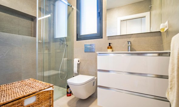 Resale - Villa -
Polop - La Alberca