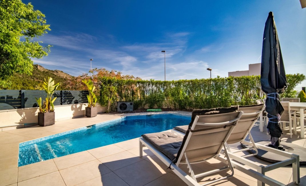Resale - Villa -
Polop - La Alberca