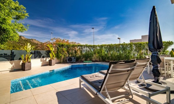 Resale - Villa -
Polop - La Alberca
