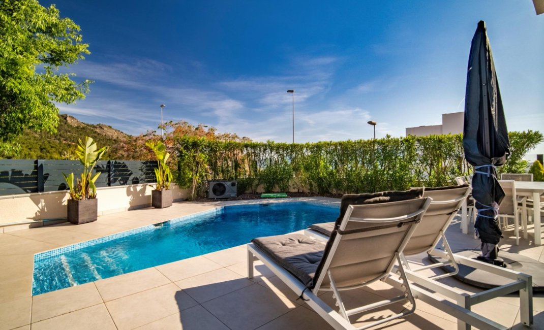 Resale - Villa -
Polop - La Alberca