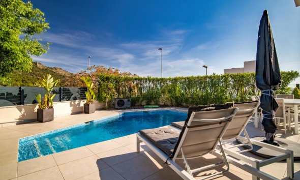 Resale - Villa -
Polop - La Alberca