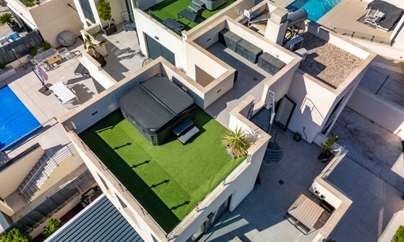 Resale - Villa -
Polop - La Alberca