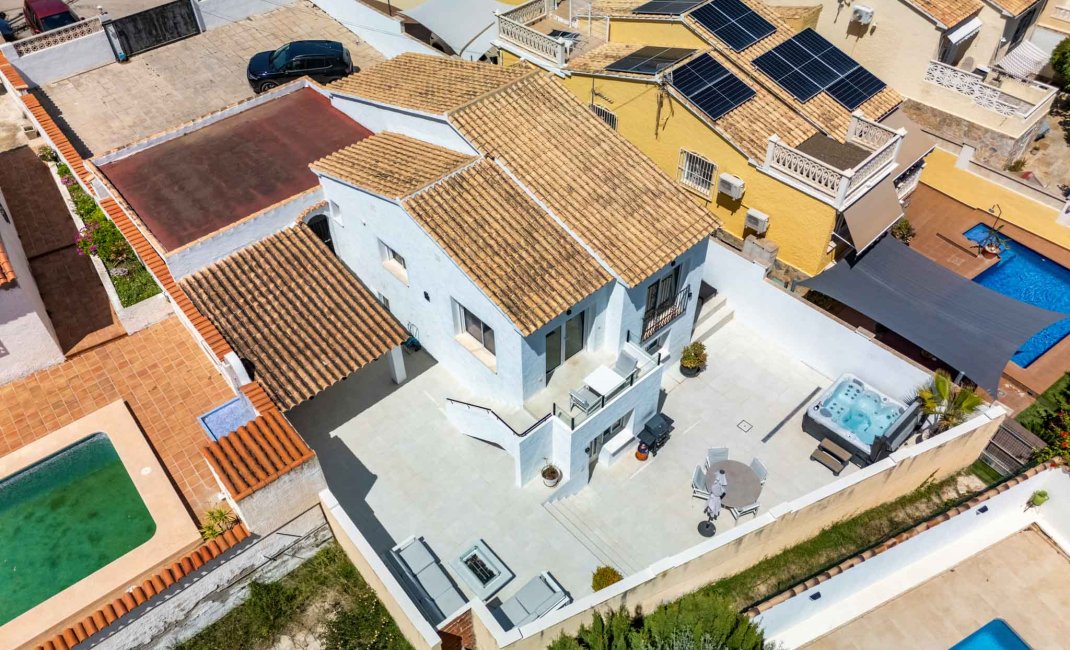 Revente - Villa -
La Nucía