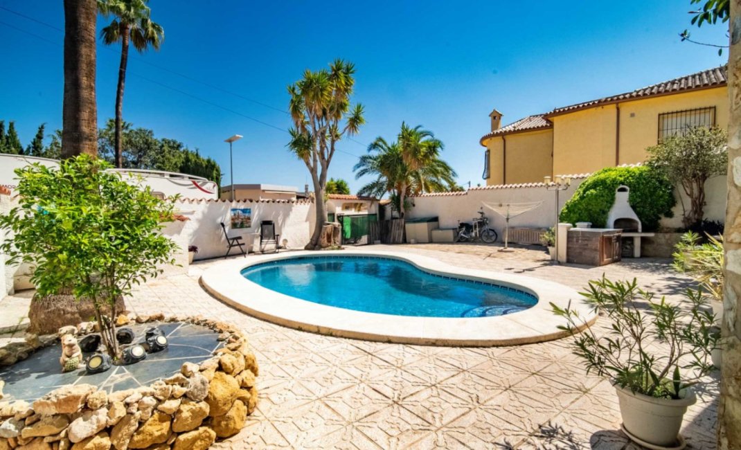 Resale - Villa -
Alfaz del Pi - Colonia Escandinavia