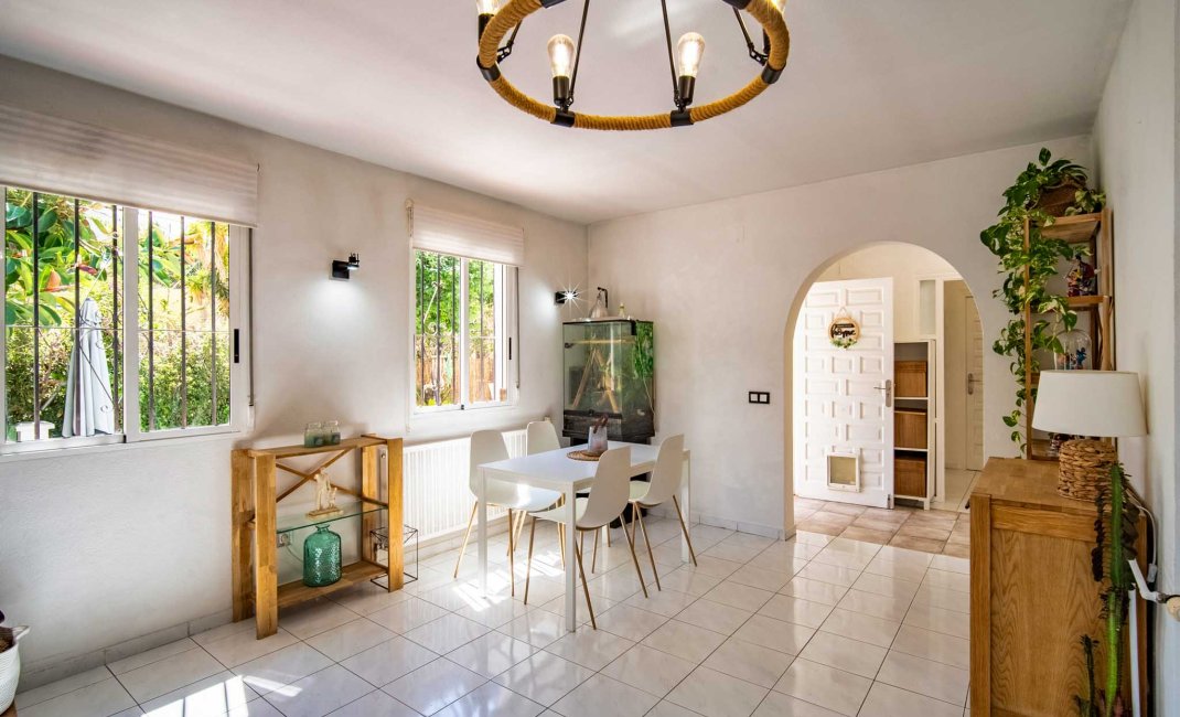 Resale - Villa -
Alfaz del Pi - Colonia Escandinavia