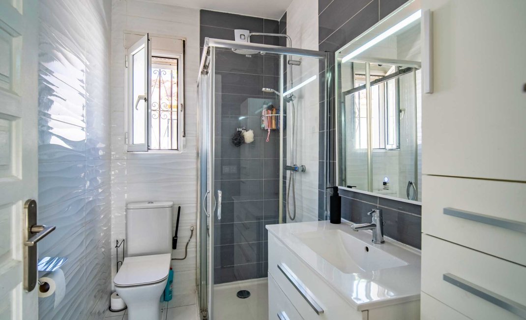 Resale - Villa -
Alfaz del Pi - Colonia Escandinavia