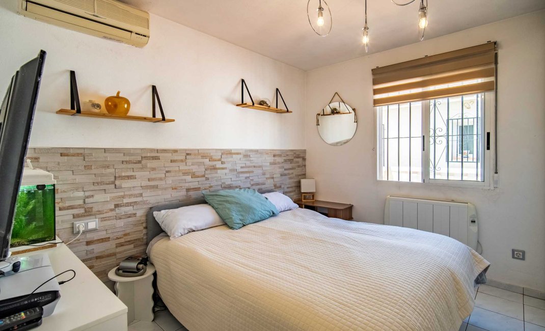 Resale - Villa -
Alfaz del Pi - Colonia Escandinavia